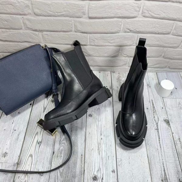 snow boots shoes designer boot womens work safety winter cowskin flat heel rubber non slip warm chirstmas gift fashion shoe woemn boots desi, Black
snow boots shoes designer boot womens work safety winter cowskin flat heel rubber non slip warm chirstmas gift fashion shoe woemn boots desi, Black