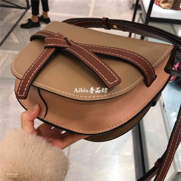 handbag hookloewe luoyiwei women's gate mini small triangle saddle splicing messenger bagluggage tag
handbag hookloewe luoyiwei women's gate mini small triangle saddle splicing messenger bagluggage tag