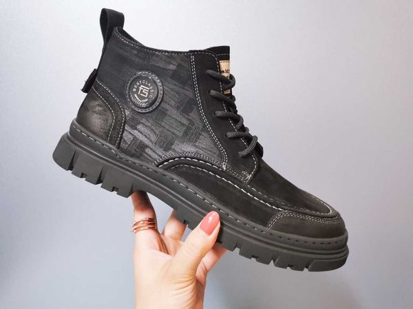 light xury martin boots men's middle leather boots men's british style black high tide sho tooling spring and autumn men
light xury martin boots men's middle leather boots men's british style black high tide sho tooling spring and autumn men