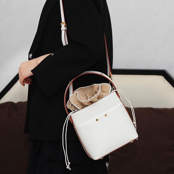design soft leather crossbody bag fashion elegant small square tote handbag bucket for woman evening bags
design soft leather crossbody bag fashion elegant small square tote handbag bucket for woman evening bags