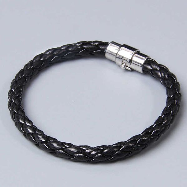 men's handmade black leather rope woven bracelet bangle black metal magnetic connection buckle simple jewelry bracelet gifts q0719
men's handmade black leather rope woven bracelet bangle black metal magnetic connection buckle simple jewelry bracelet gifts q0719