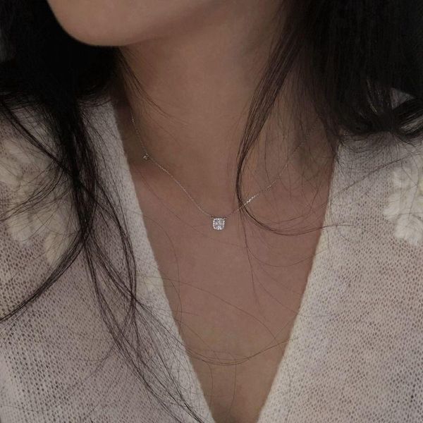 chains 925 sterling silver zircon necklace shining square diamond choker for party female elegant fashion jewelry 2021
chains 925 sterling silver zircon necklace shining square diamond choker for party female elegant fashion jewelry 2021