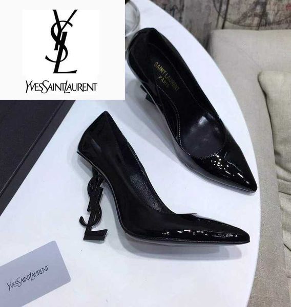 designer luxury brand women high heels sandals slippers mules slides pumps loafers ballerinas sneakers dress shoes y3mc, Black;white
designer luxury brand women high heels sandals slippers mules slides pumps loafers ballerinas sneakers dress shoes y3mc, Black;white
