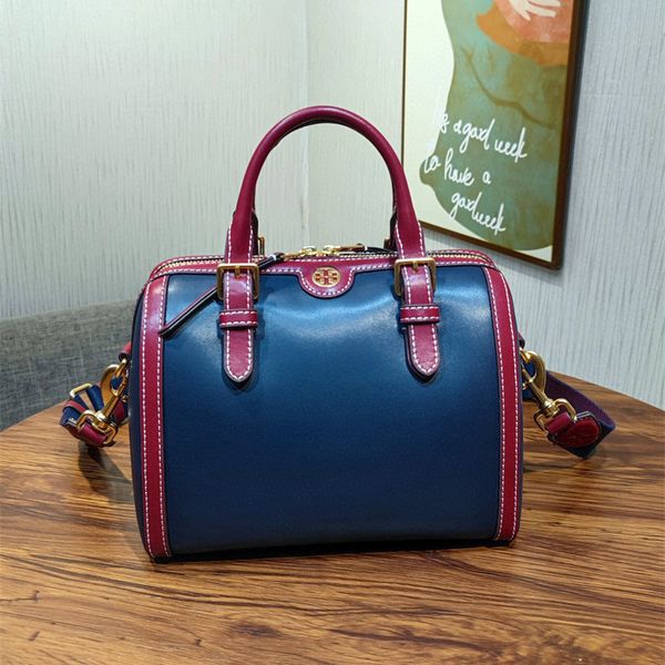 purses new color matching barrel hand napa one shoulder messenger bag leather women's bag
purses new color matching barrel hand napa one shoulder messenger bag leather women's bag