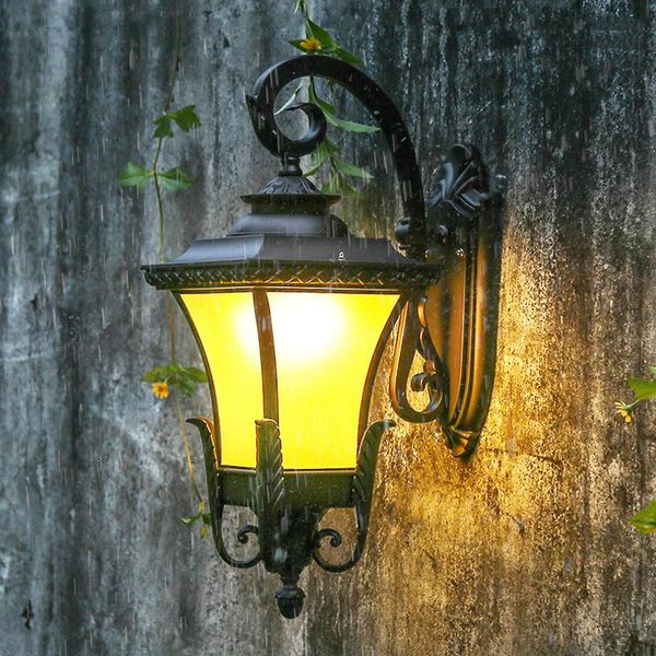 europe wall lamp outdoor villa courtyard lighting aisle balcony corridor retro porch light waterproof lamps
europe wall lamp outdoor villa courtyard lighting aisle balcony corridor retro porch light waterproof lamps