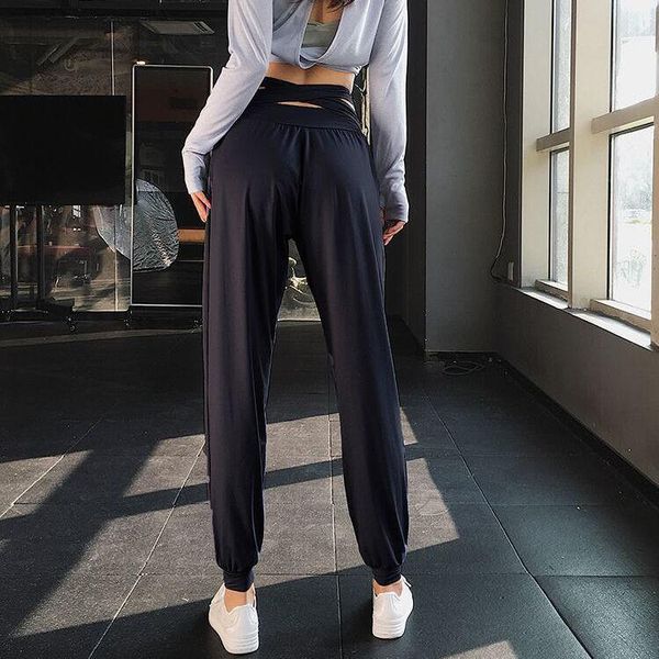 yoga outfit women casual sport pants spring autumn solid loose lace-up long trousers sweatpants female running pantalones mujer
yoga outfit women casual sport pants spring autumn solid loose lace-up long trousers sweatpants female running pantalones mujer