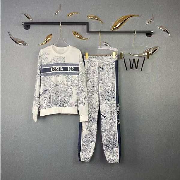women's two piece pants primavera e outono casual algodão esportes terno feminino camisola em torno do pescoço moda de duas peças grand, White
women's two piece pants primavera e outono casual algodão esportes terno feminino camisola em torno do pescoço moda de duas peças grand, White