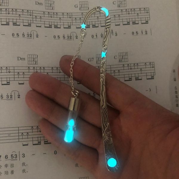 factory wholesale new luminous time hourglass feather star moon personalized ancient silver alloy bookmark fluorescent jewelry popular fashi
factory wholesale new luminous time hourglass feather star moon personalized ancient silver alloy bookmark fluorescent jewelry popular fashi