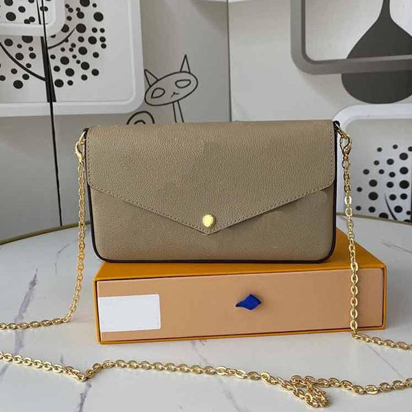 m69977 luxury designer lady shoulder bags messenger purses handbag pochette felicie embossed purse 3-piece style and a golden chain with box
m69977 luxury designer lady shoulder bags messenger purses handbag pochette felicie embossed purse 3-piece style and a golden chain with box