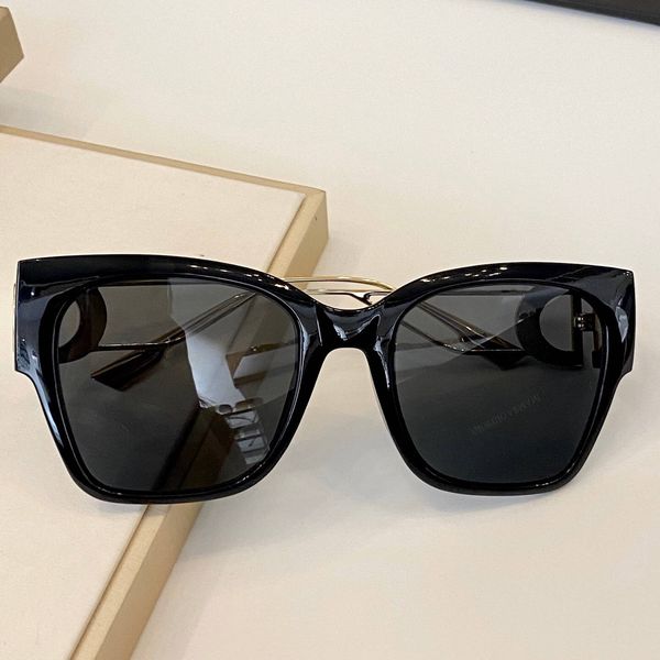 montaigne new fashion designer women sunglasses large square frame goggles uv protection eyewear popular avant-garde style, White;black
montaigne new fashion designer women sunglasses large square frame goggles uv protection eyewear popular avant-garde style, White;black