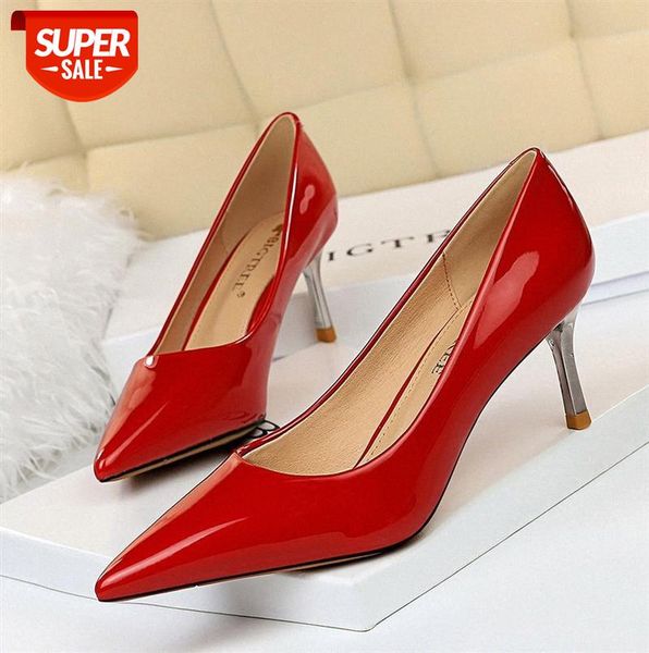 825-a1 korean version of fashion, simple and thin, stiletto high-heeled shiny patent leather shallow mouth pointed professional ol wom #hn4c
825-a1 korean version of fashion, simple and thin, stiletto high-heeled shiny patent leather shallow mouth pointed professional ol wom #hn4c