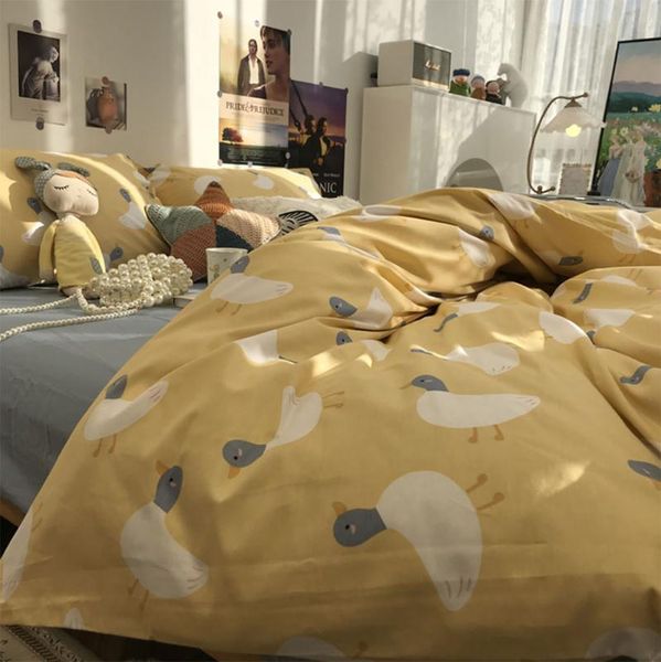 bedding sets lovely yellow duck set kid child teen adult,cute cotton twin full home textile bed sheet pillow case quilt cover
bedding sets lovely yellow duck set kid child teen adult,cute cotton twin full home textile bed sheet pillow case quilt cover