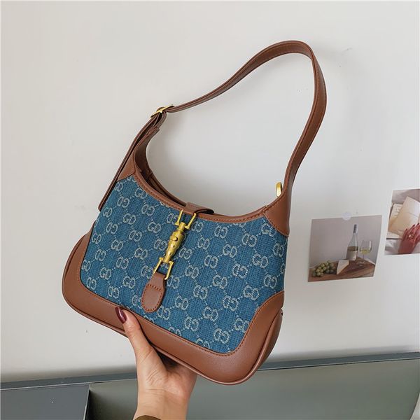 luxury handbags foreign style texture 2021 new summer fashion women's net red denim single shoulder underarm bag
luxury handbags foreign style texture 2021 new summer fashion women's net red denim single shoulder underarm bag
