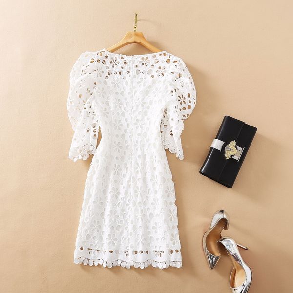 capris hollow out embroidery 2021 spring summer clothing women o-neck tassel flower deco 3/4 sleeve slim fitted white club, Black;gray
capris hollow out embroidery 2021 spring summer clothing women o-neck tassel flower deco 3/4 sleeve slim fitted white club, Black;gray