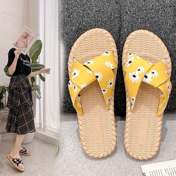 shoes slippers flat low slipers women slides shale female beach flower 2021 soft sabot rubber cross-tied pu fabric basic floral, Black
shoes slippers flat low slipers women slides shale female beach flower 2021 soft sabot rubber cross-tied pu fabric basic floral, Black