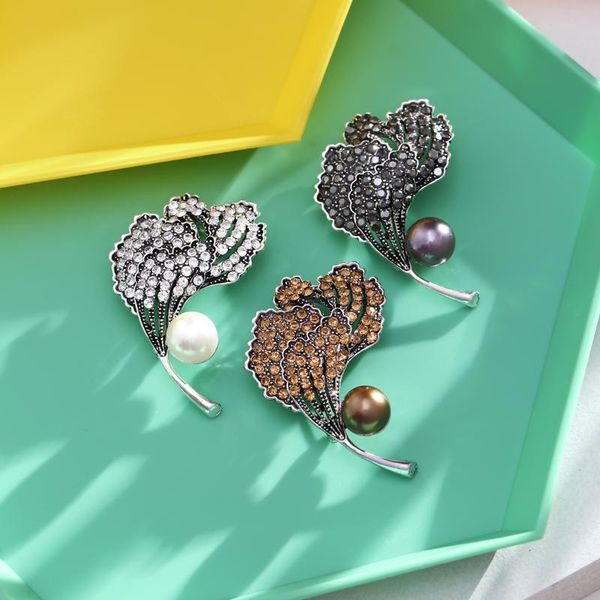 pins, brooches minhin fashion vintage insect bee gold color flower brooch enamel pins and for women 37mm*37mm, Gray
pins, brooches minhin fashion vintage insect bee gold color flower brooch enamel pins and for women 37mm*37mm, Gray