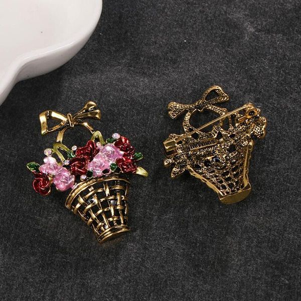 pins, brooches colorful rhinestone exquisite flower basket jewelry male female clothing accessories gift, Gray
pins, brooches colorful rhinestone exquisite flower basket jewelry male female clothing accessories gift, Gray