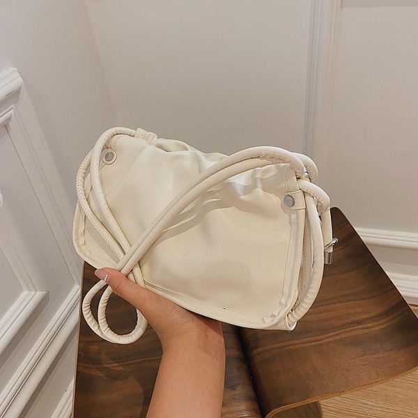 evening bags european and american high-quality women's handbags 2021 korean style folds fashion one-shoulder underarm bag
evening bags european and american high-quality women's handbags 2021 korean style folds fashion one-shoulder underarm bag