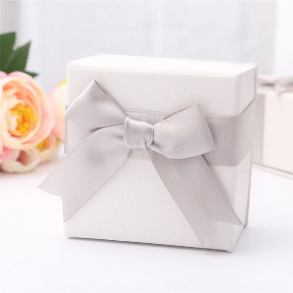 noq high necklace jewelry boxes ribbon bow pendant pendant ring ring jewelry packaging boxes packing, Black;white
noq high necklace jewelry boxes ribbon bow pendant pendant ring ring jewelry packaging boxes packing, Black;white