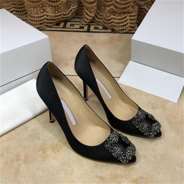 sandals designer party wedding shoes bride sandals fashion dress pointed high heels leather flash pump tw71, Black
sandals designer party wedding shoes bride sandals fashion dress pointed high heels leather flash pump tw71, Black