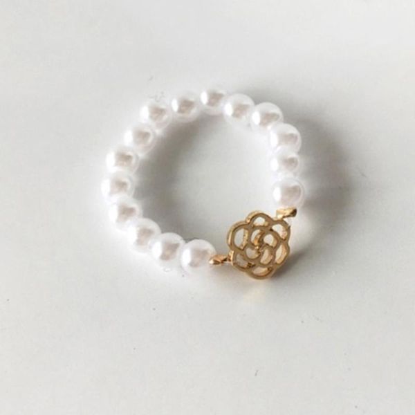 wedding rings simulated pearl bead for women gold color rose flower finger ring female jewelry fashion accessories, Slivery;golden
wedding rings simulated pearl bead for women gold color rose flower finger ring female jewelry fashion accessories, Slivery;golden