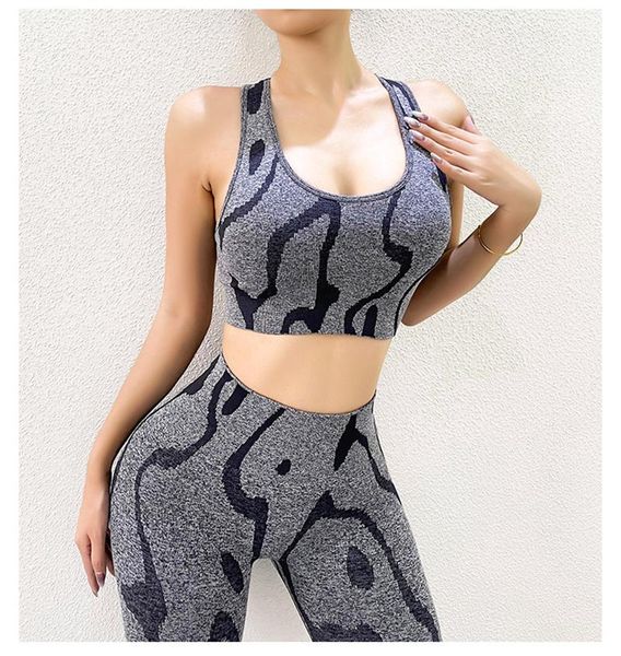 yoga outfit seamless sport set women 2pcs crop bra high waisted leggings sportsuit workout fitness gym female suit printing
yoga outfit seamless sport set women 2pcs crop bra high waisted leggings sportsuit workout fitness gym female suit printing