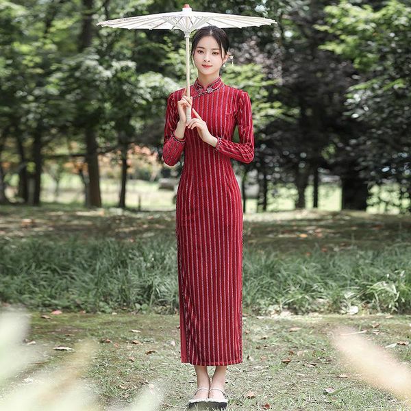 ethnic clothing autumn winter elegant velour handmade buttons qipao long sleeve mandarin collar gold velvet cheongsam size -3xl, Red
ethnic clothing autumn winter elegant velour handmade buttons qipao long sleeve mandarin collar gold velvet cheongsam size -3xl, Red