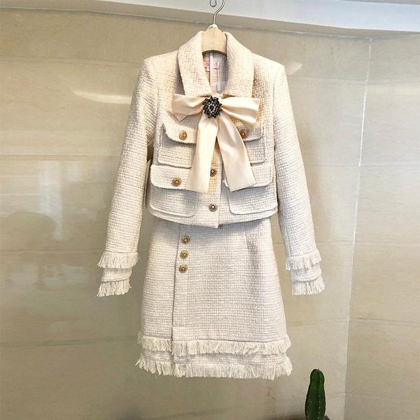 women's wool & blends spring 2021 european elegant sweet beige bow short coat + skirt set high waist tassel, Black
women's wool & blends spring 2021 european elegant sweet beige bow short coat + skirt set high waist tassel, Black
