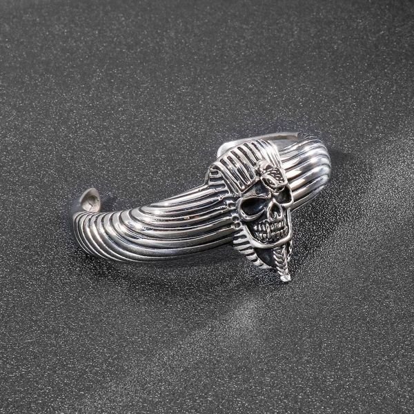 bangle man bracelet jewelry 67mm titanium steel pharaoh cuff for men jewels store jb30094-d, Black
bangle man bracelet jewelry 67mm titanium steel pharaoh cuff for men jewels store jb30094-d, Black