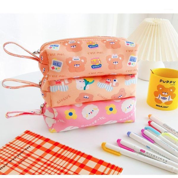 cosmetic bags & cases cake bear large-capacity cloth pencil case student japanese ins style portable1
cosmetic bags & cases cake bear large-capacity cloth pencil case student japanese ins style portable1