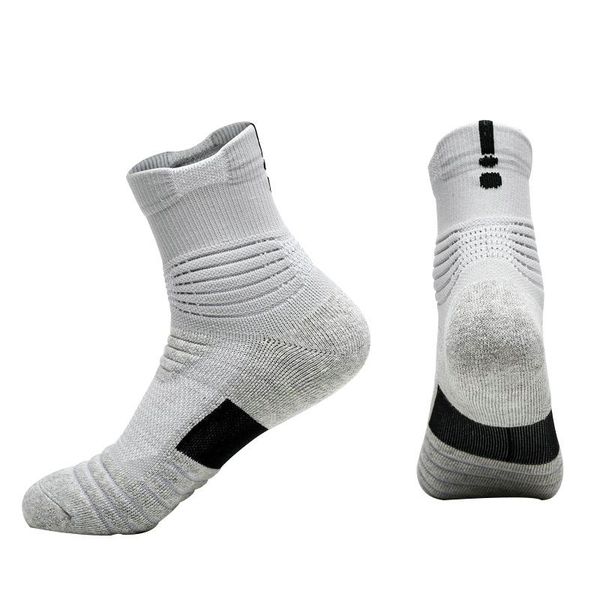 sports socks 5pair/set professional breathable road bicycle sport running basketball outdoor racing cycling eu39-44, Black
sports socks 5pair/set professional breathable road bicycle sport running basketball outdoor racing cycling eu39-44, Black
