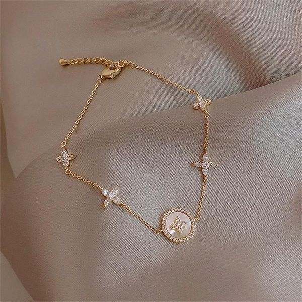 luxury fashion cubic zirconia natural shell stone charm bracelet for woman exquisite gold chain cuff girl jewelry gift link,, Black
luxury fashion cubic zirconia natural shell stone charm bracelet for woman exquisite gold chain cuff girl jewelry gift link,, Black