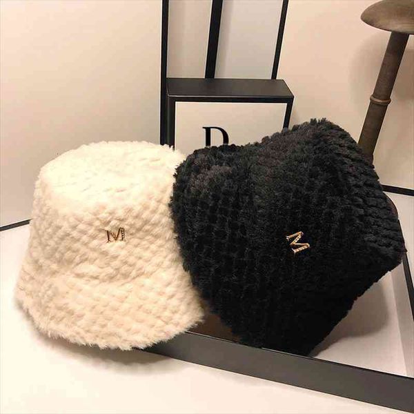 ht103 fashion lamb winter bucket hat women thicken warm panama outdoor sports fishing sun hat female sunscreen fishermen sunhat, Blue;gray
ht103 fashion lamb winter bucket hat women thicken warm panama outdoor sports fishing sun hat female sunscreen fishermen sunhat, Blue;gray