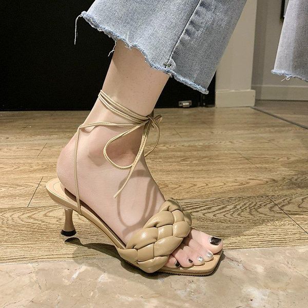 slippers 2021 women pumps fashion weave ankle strap sandals female shoes woman thin high heels open toe lady ladies mules, Black
slippers 2021 women pumps fashion weave ankle strap sandals female shoes woman thin high heels open toe lady ladies mules, Black
