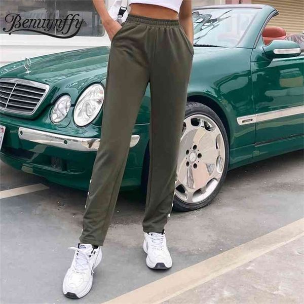 army green elastic waist side button casual trousers for women spring summer high straight pants woman 210510, Black;white
army green elastic waist side button casual trousers for women spring summer high straight pants woman 210510, Black;white