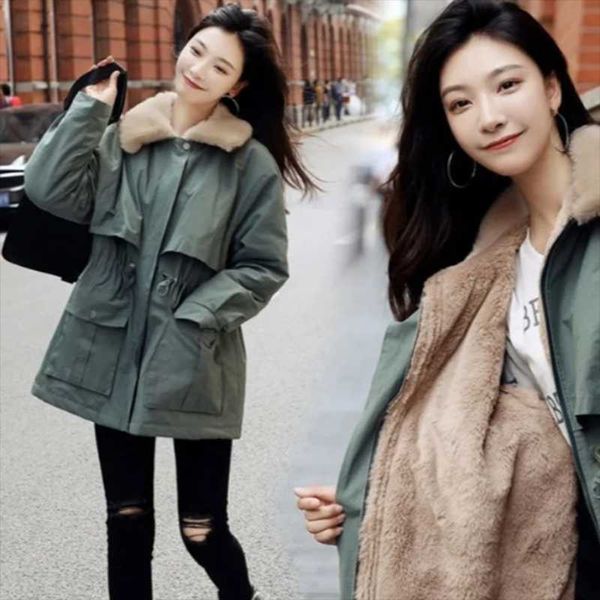 women's vests rex fur pie overcomes the tide of mid-elder 2021 winter waist loose hong kong style cotton jacket, Black;white
women's vests rex fur pie overcomes the tide of mid-elder 2021 winter waist loose hong kong style cotton jacket, Black;white