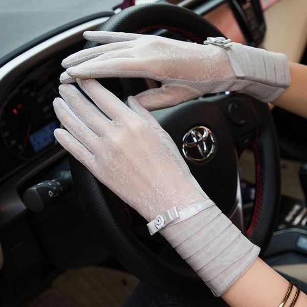 five fingers gloves summer silk soft lace women sunscreen touch screen exquisite flower breathable mesh anti-uv driving skid, Blue;gray
five fingers gloves summer silk soft lace women sunscreen touch screen exquisite flower breathable mesh anti-uv driving skid, Blue;gray