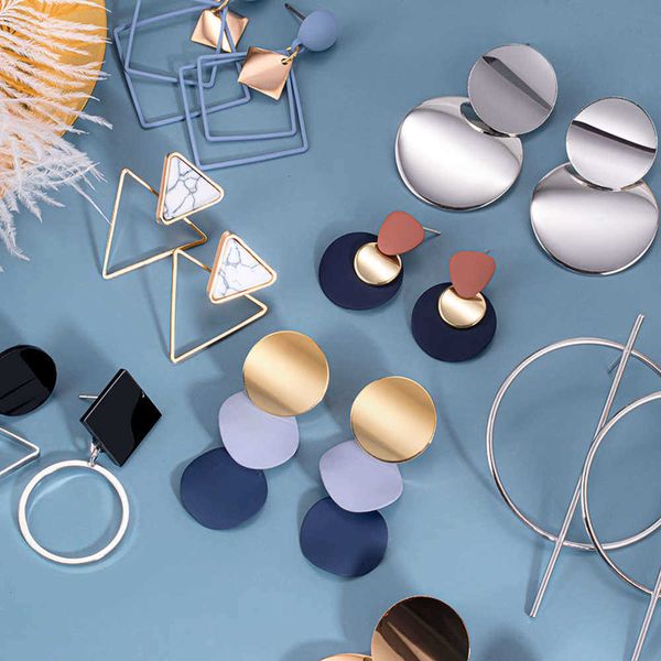 women korean acrylic drop for geometric explanation round golden earrings 2021 fashion trend women's jewelry
women korean acrylic drop for geometric explanation round golden earrings 2021 fashion trend women's jewelry