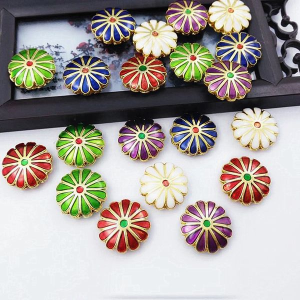 430pcs 18mm cloisonne enamel daisy beaded wholesale diy charm earrings bracelets necklace pendant jewelry making alloy accessories, Black
430pcs 18mm cloisonne enamel daisy beaded wholesale diy charm earrings bracelets necklace pendant jewelry making alloy accessories, Black