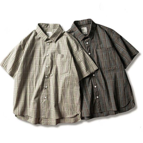 fashion shirt trendy plaid men's short sleeve loose cotton no iron coat in summer 2021, White;black
fashion shirt trendy plaid men's short sleeve loose cotton no iron coat in summer 2021, White;black