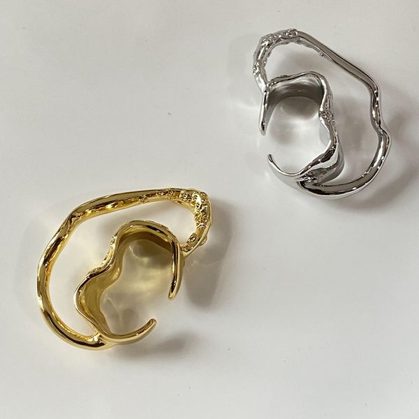 abstract twist inlaid zircon ear hook earbone sand air texture fashion personalized metal earrings, Golden;silver
abstract twist inlaid zircon ear hook earbone sand air texture fashion personalized metal earrings, Golden;silver