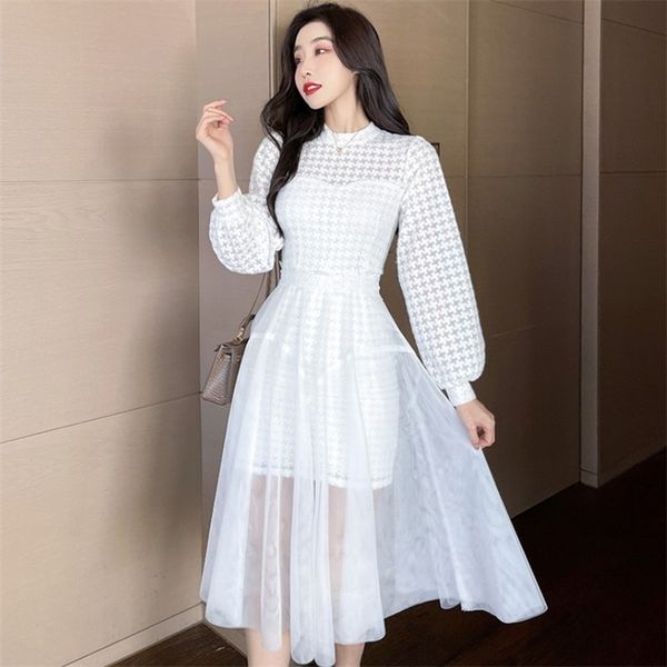 fashion spring two pieces set women elegant sweet lace long sleeve slim bodycon mini dress + mesh skirts suit 210519, White
fashion spring two pieces set women elegant sweet lace long sleeve slim bodycon mini dress + mesh skirts suit 210519, White