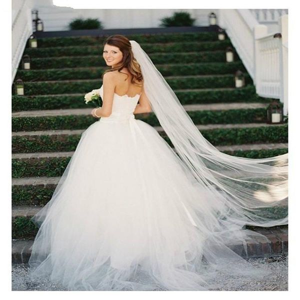 bridal veils white 2m 3m 5m long tail 1 layer cathedral wedding veil with comb accessories ladies trim, Black
bridal veils white 2m 3m 5m long tail 1 layer cathedral wedding veil with comb accessories ladies trim, Black