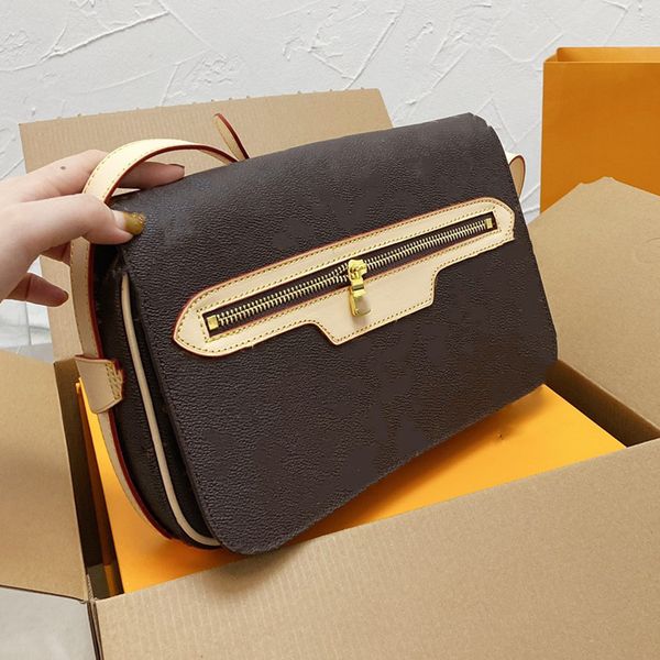 designer classic envelope bag two-tone red pink letters handbags cover flap horsebit crossbody with lock gold chain shoulder clutch wallets
designer classic envelope bag two-tone red pink letters handbags cover flap horsebit crossbody with lock gold chain shoulder clutch wallets
