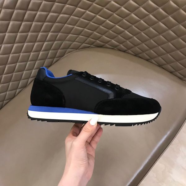 2021 shoes brand luxury designer fashion gold low cut leather flat men casual sneakers 36-44 b297, Black
2021 shoes brand luxury designer fashion gold low cut leather flat men casual sneakers 36-44 b297, Black