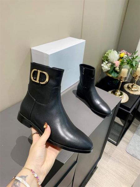 2021 The latest autumn Winter electronic embroidery matching color letters logo round head middle boots for women 34-41, 03
2021 The latest autumn Winter electronic embroidery matching color letters logo round head middle boots for women 34-41, 03