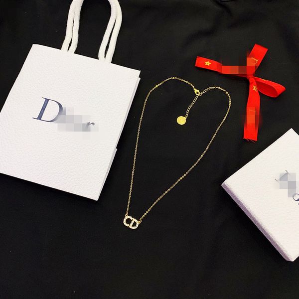 luxury family necklace female korean version luxury wind inlaid english letter versatile jewelry for girlfriend and lover, Silver
luxury family necklace female korean version luxury wind inlaid english letter versatile jewelry for girlfriend and lover, Silver