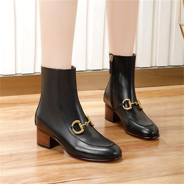 luxury designer boots women winter sock boot guucci letter chain leather louiings shoes flat mid high heel sfdssdddd, Black
luxury designer boots women winter sock boot guucci letter chain leather louiings shoes flat mid high heel sfdssdddd, Black