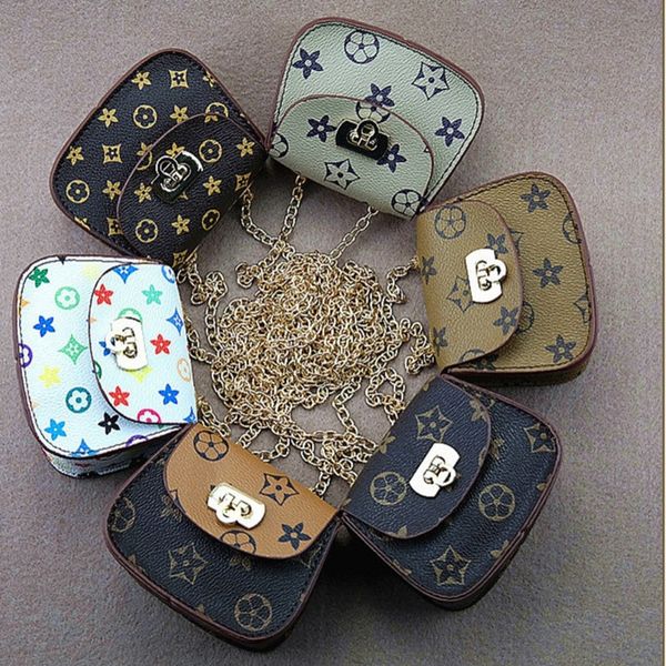new year students cute pattern wallets children's mini messenger bag christmas baby girls chain one shoulder bags fashion casual crossb, White
new year students cute pattern wallets children's mini messenger bag christmas baby girls chain one shoulder bags fashion casual crossb, White