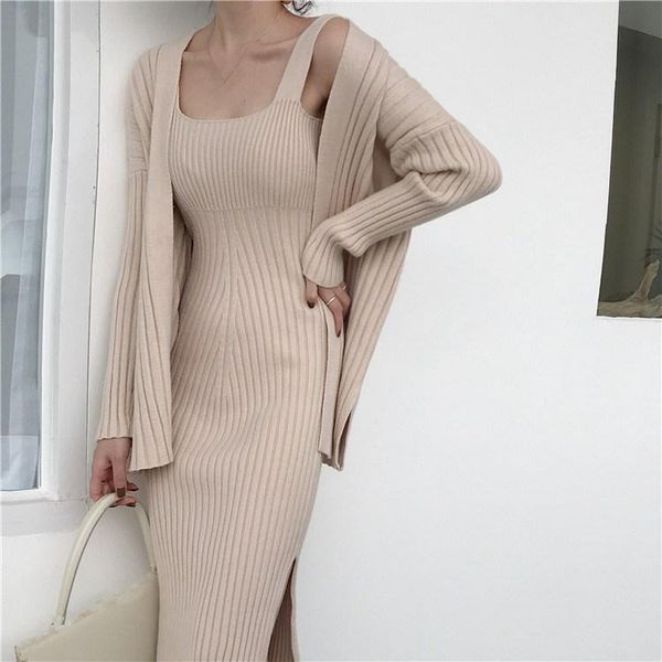 women's two piece pants 2021 winter women cardigan suspenders vest sweater dress suit long sleeve knitted sets, White
women's two piece pants 2021 winter women cardigan suspenders vest sweater dress suit long sleeve knitted sets, White